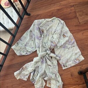 Apothecary Eloise 100% Silk Wrap Robe Shirt Box-sleeve